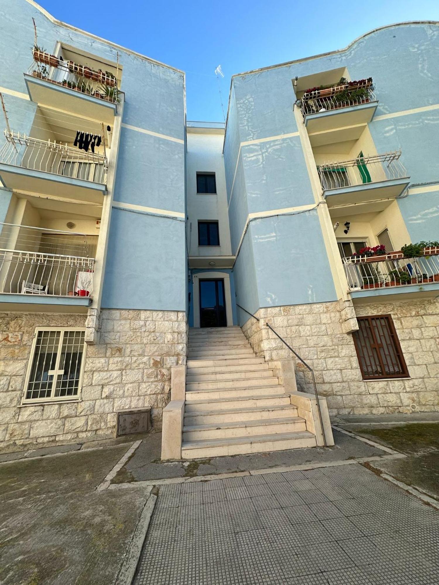 Villa Tra Mare E Castello Barletta Exterior foto